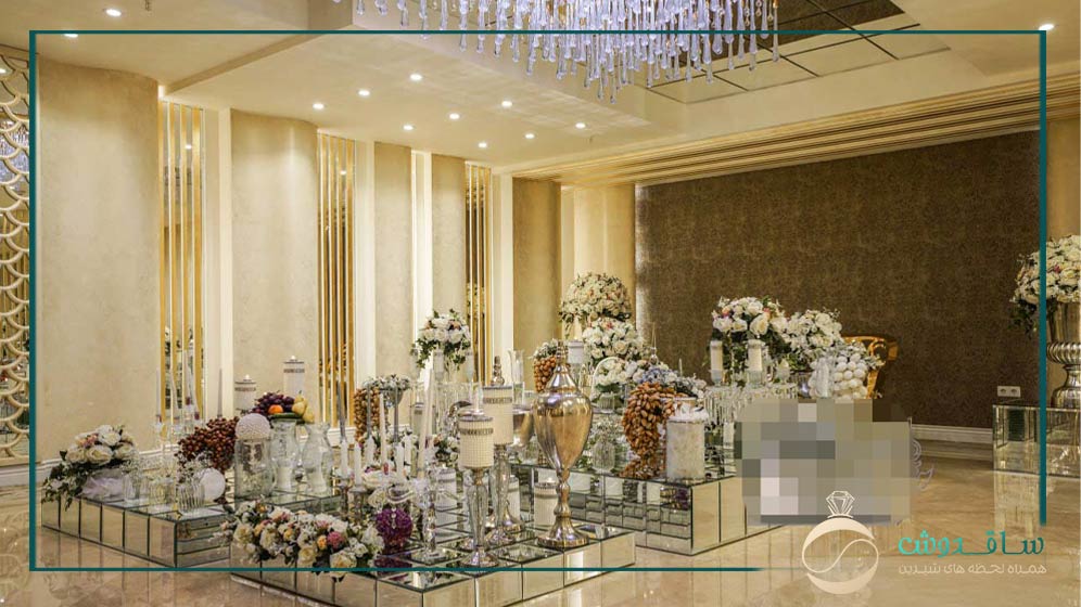 تالار ایساتیس پالاس